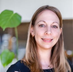 Karin van den Houten